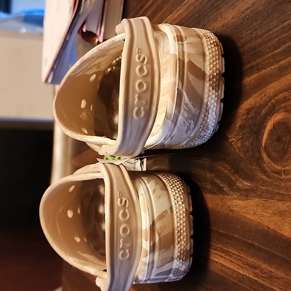 Brand new Baya Marbled Clog Crocs Men's 6/ Women's size 8 - Picture 4 of 7